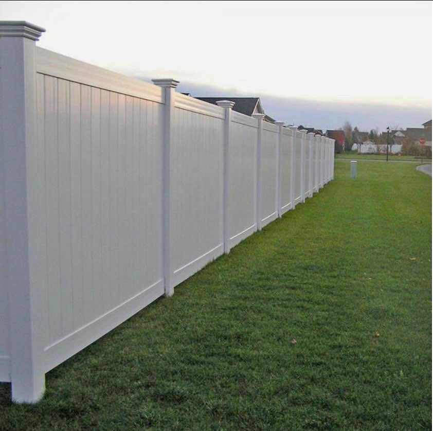 Vinyl Fence Full Panel – 8 ft Section (Includes Post & Hardware)