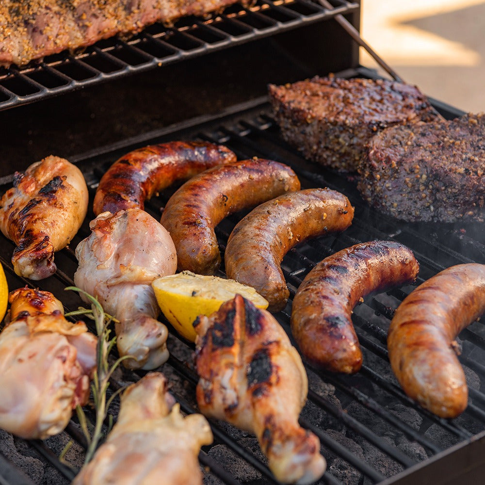 17.5" Charcoal Barrel Grill with Side Shelf, Perfect for Outdoor Cooking & Grilling, BBQs, Camping, Patio, Garden, Backyard, Tailgating, Black